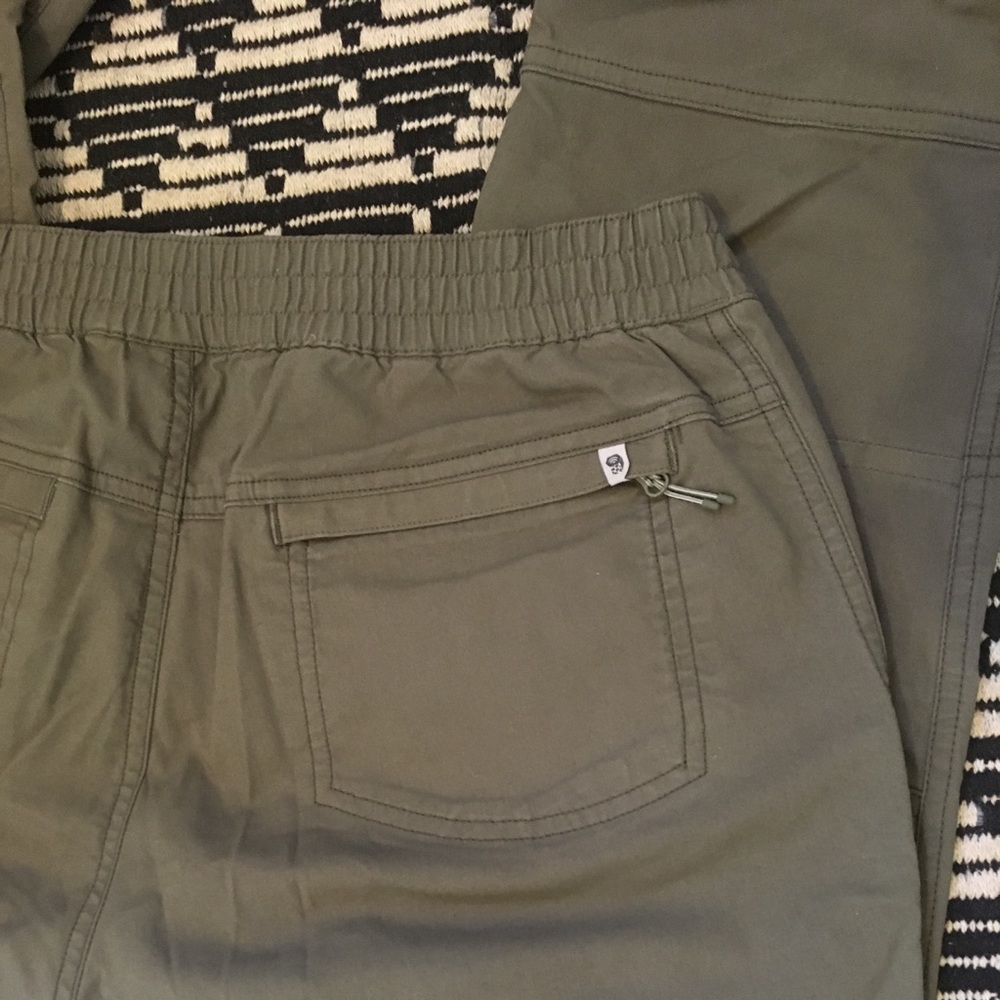 Mountain Hardwear Women’s AP Scrambler Pant size 4